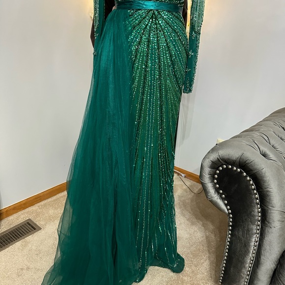 Women beaded evening prom dress - Picture 12 of 14